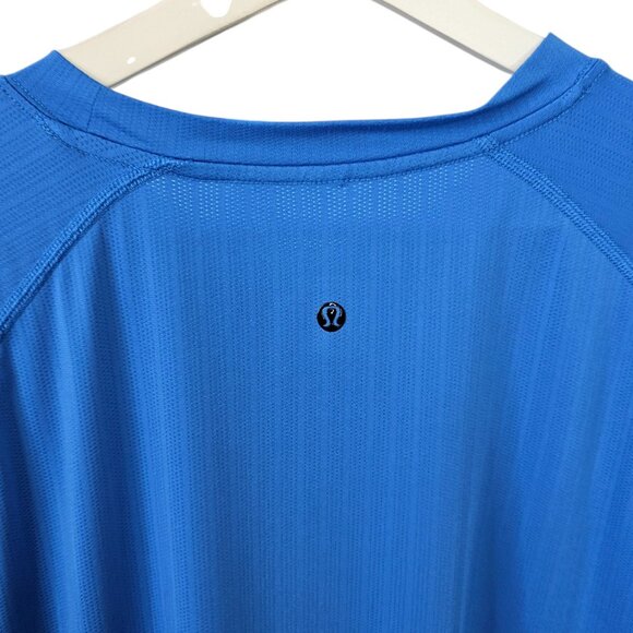 Lululemon Mens Short Sleeve Athletic Shirt, Blue, Size XL - Picture 3 of 8